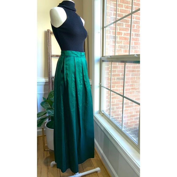 Farinae Collections Neiman Marcus Full Skirt - Picture 2 of 4